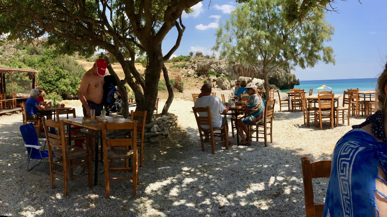 Taverne am Peristeris Beach